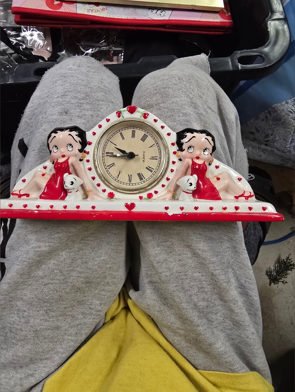 Betty Boop Red and White Ceramic Figurine Mantel Clock